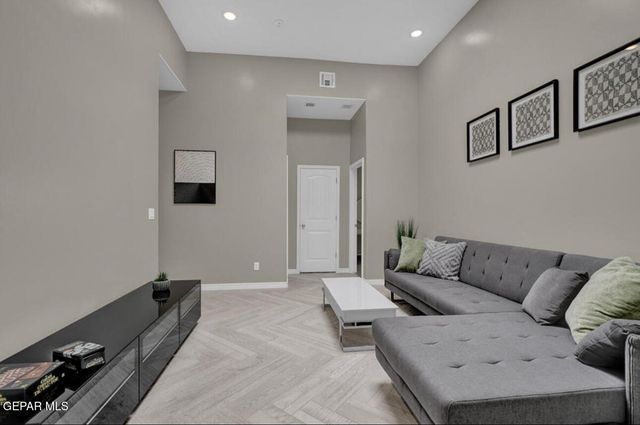 12406 Fill Ball Street, El Paso, TX 79928