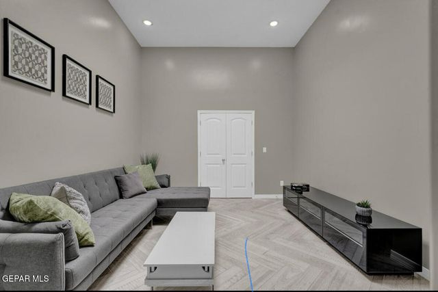 12406 Fill Ball Street, El Paso, TX 79928