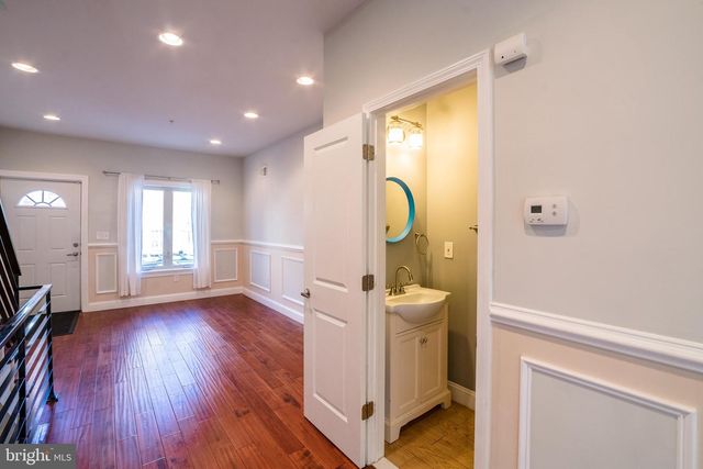 2340 GREENWICH ST, Philadelphia, PA 19146