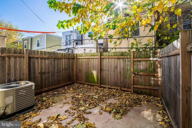 2340 GREENWICH ST, Philadelphia, PA 19146