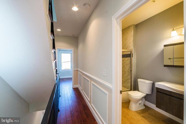 2340 GREENWICH ST, Philadelphia, PA 19146