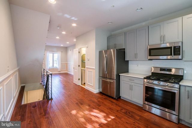 2340 GREENWICH ST, Philadelphia, PA 19146