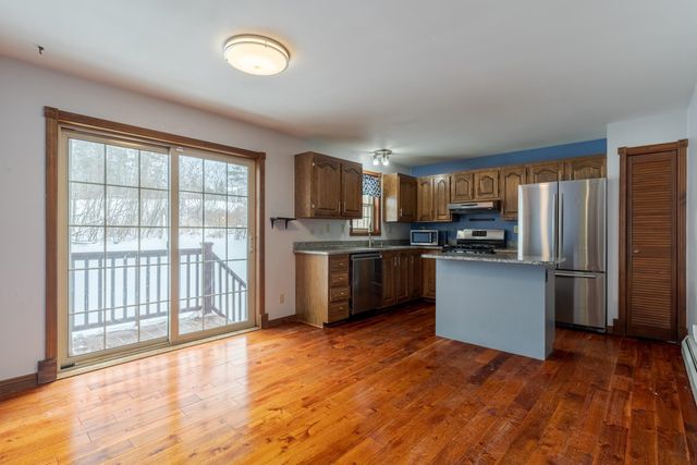 9 Ledgeview Drive, Rochester, NH 03839