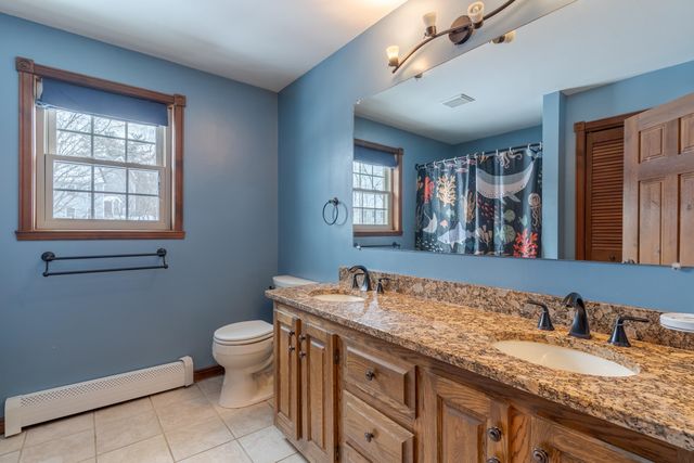 9 Ledgeview Drive, Rochester, NH 03839