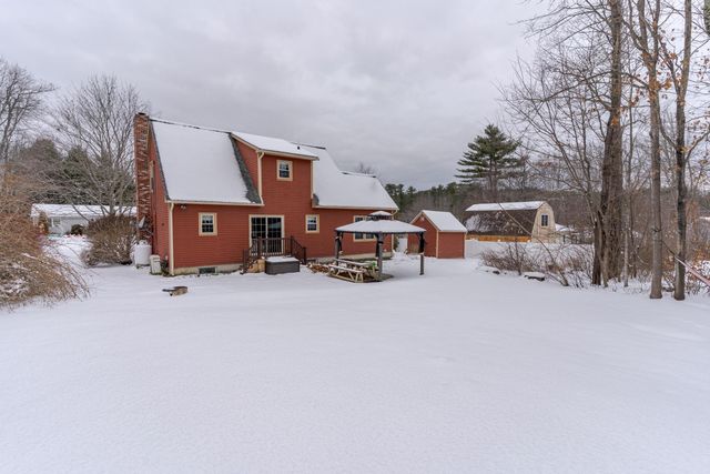 9 Ledgeview Drive, Rochester, NH 03839