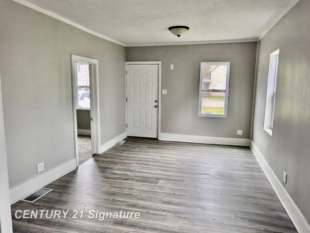 345 Shattuck Road, Saginaw, MI 48604