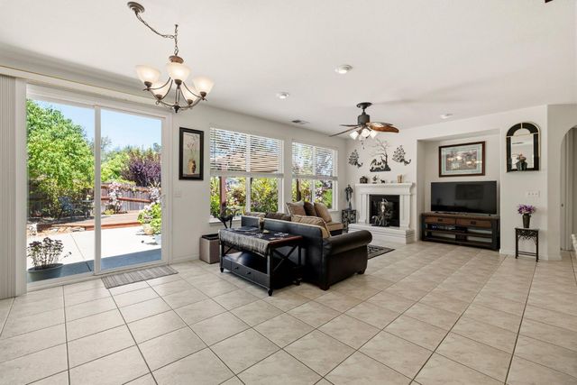 705 Kristi Ct, Jackson, CA 95642