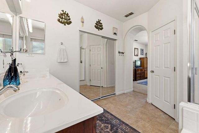 705 Kristi Ct, Jackson, CA 95642