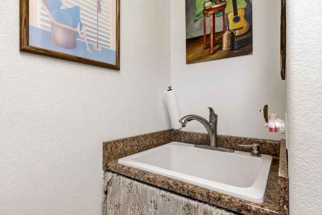 705 Kristi Ct, Jackson, CA 95642