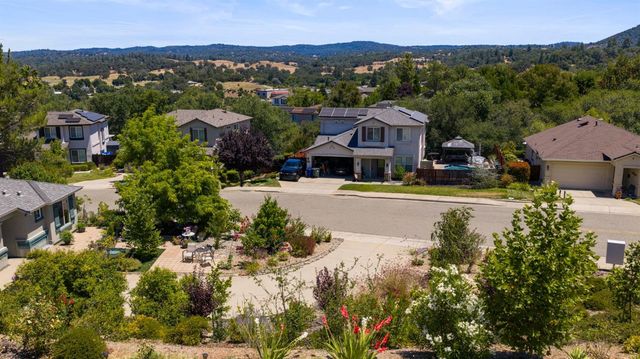 705 Kristi Ct, Jackson, CA 95642