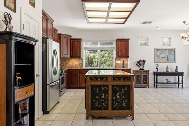 705 Kristi Ct, Jackson, CA 95642