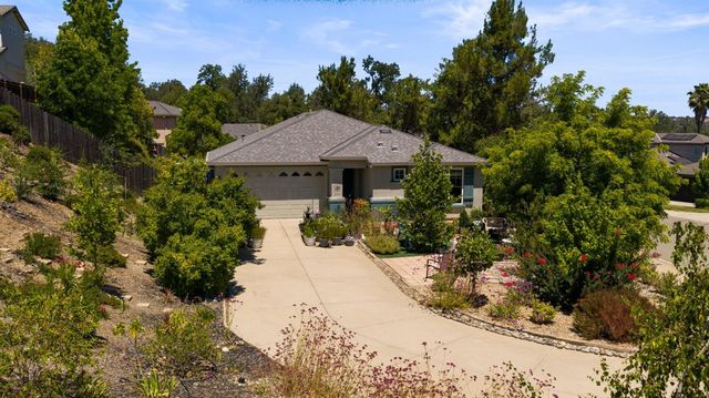 705 Kristi Ct, Jackson, CA 95642