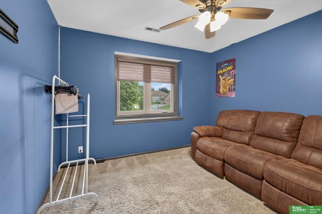 4626 S 175 Avenue, Omaha, NE 68135