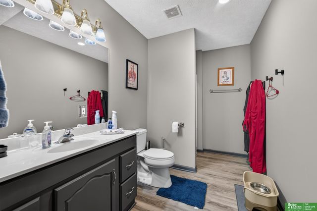 4626 S 175 Avenue, Omaha, NE 68135