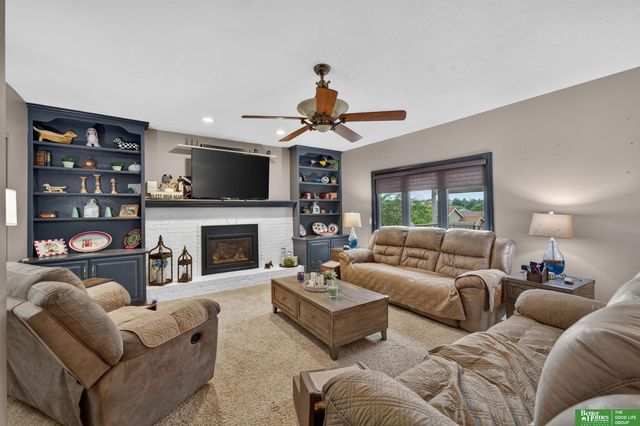 4626 S 175 Avenue, Omaha, NE 68135