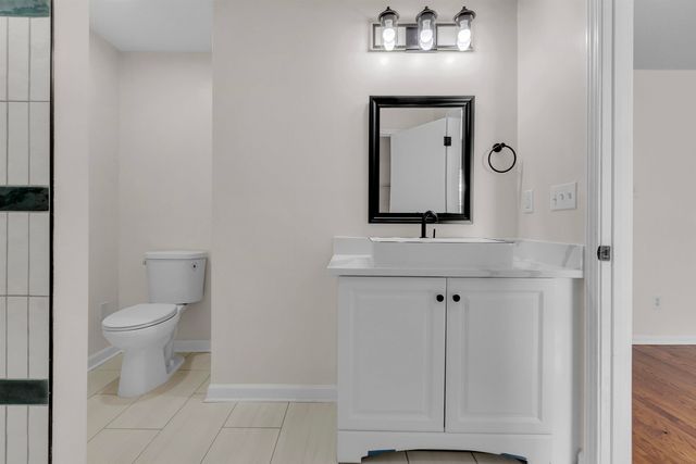 1688 ESTATE DR, Memphis, TN 38119