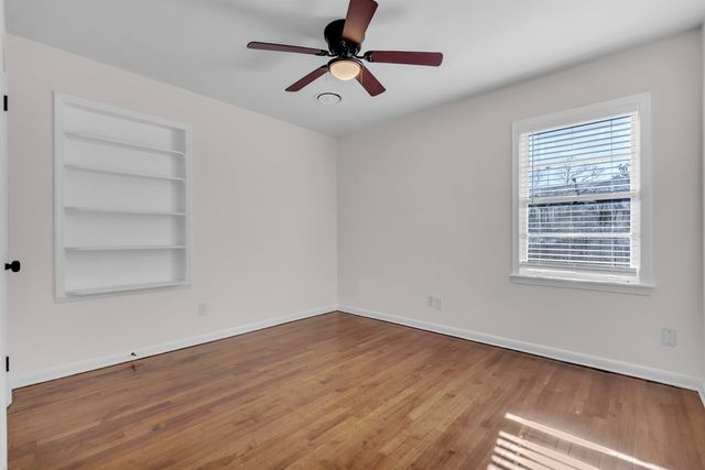 1688 ESTATE DR, Memphis, TN 38119