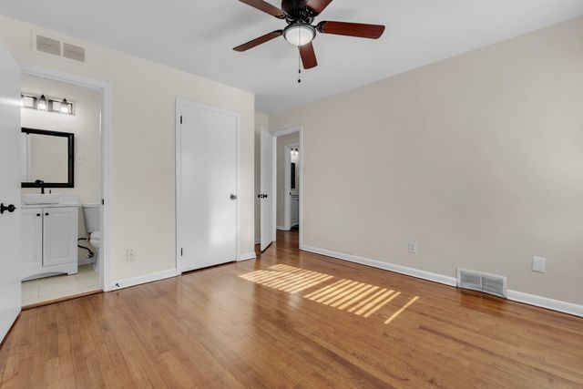 1688 ESTATE DR, Memphis, TN 38119