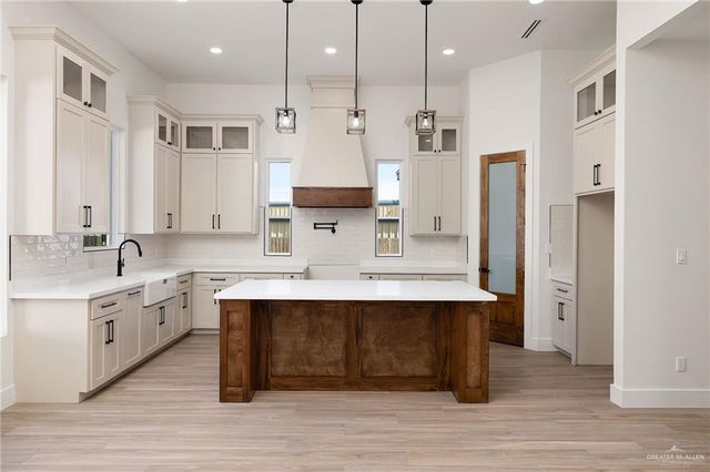 2100 Judy Street, Mission, TX 78572