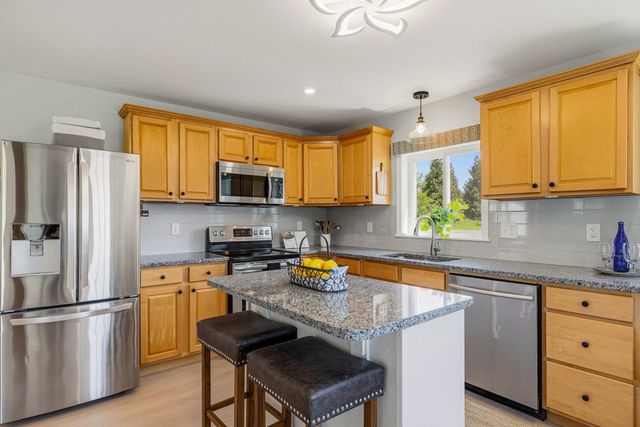 25 Mill Street, Epping, NH 03042