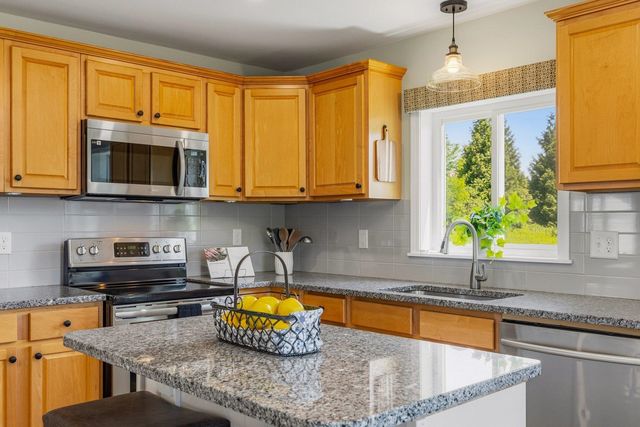 25 Mill Street, Epping, NH 03042