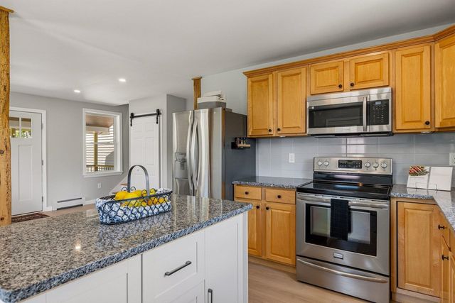 25 Mill Street, Epping, NH 03042