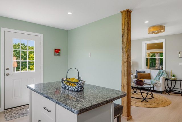 25 Mill Street, Epping, NH 03042