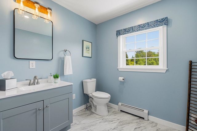 25 Mill Street, Epping, NH 03042