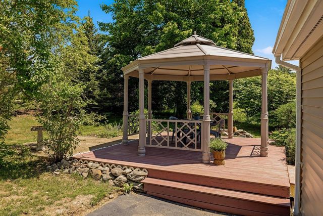 25 Mill Street, Epping, NH 03042