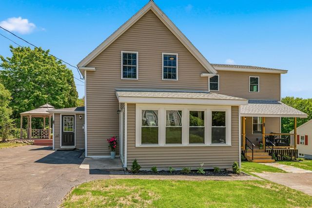 25 Mill Street, Epping, NH 03042