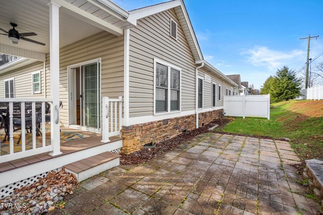 11541 Meadowood Drive, Bristol, VA 24202