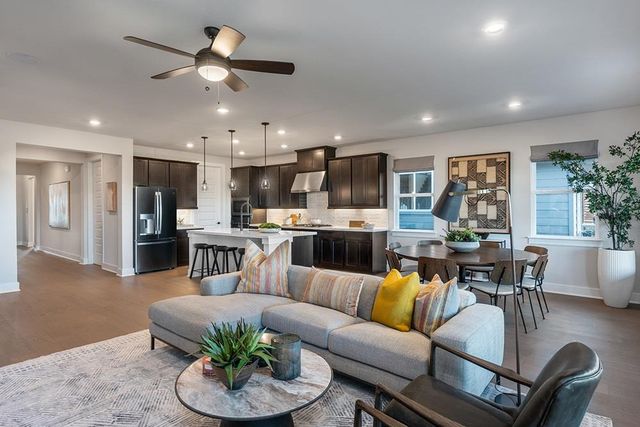 8821 Golden Lion DR, Austin, TX 78744