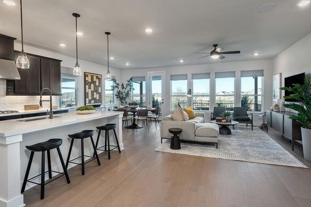 8821 Golden Lion DR, Austin, TX 78744