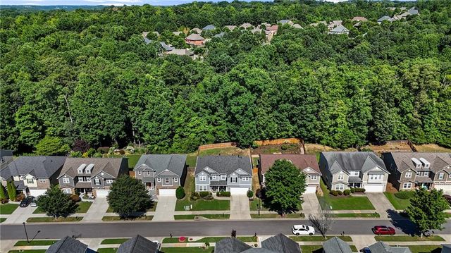 6108 Park Leaf Walk, Buford, GA 30518