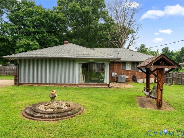 5537 W Melbeck Rd, North Chesterfield, VA 23234