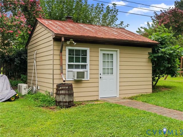 5537 W Melbeck Rd, North Chesterfield, VA 23234