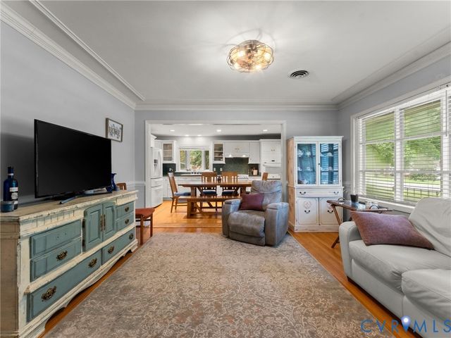 5537 W Melbeck Rd, North Chesterfield, VA 23234