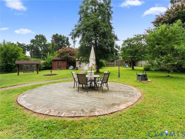 5537 W Melbeck Rd, North Chesterfield, VA 23234