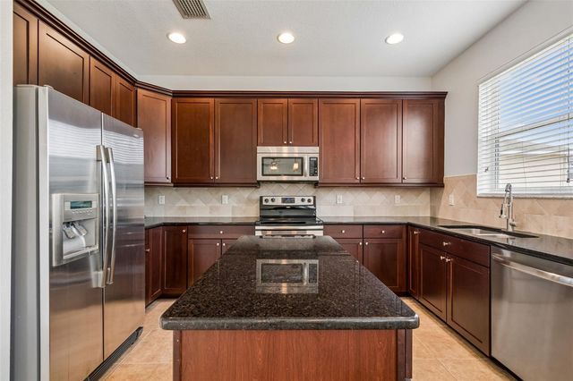 9615 REGIMENT COURT, Land O Lakes, FL 34638