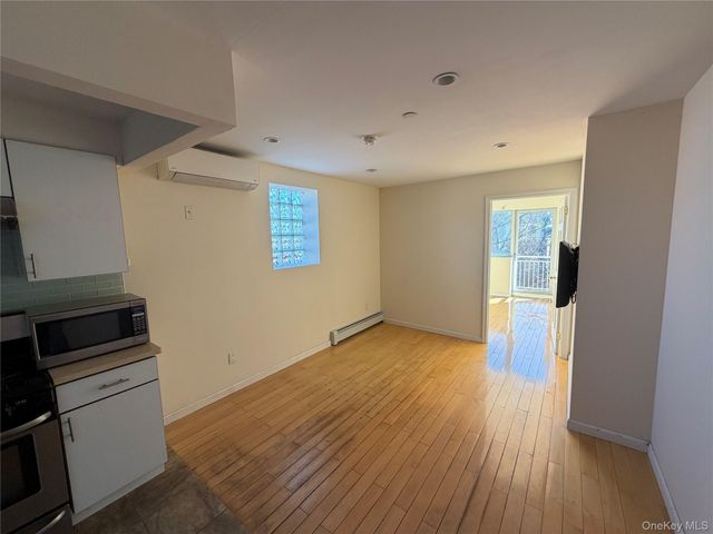 14328 41st Avenue 8A, Flushing, NY 11355