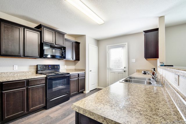 7310 Bowdre, San Antonio, TX 78252