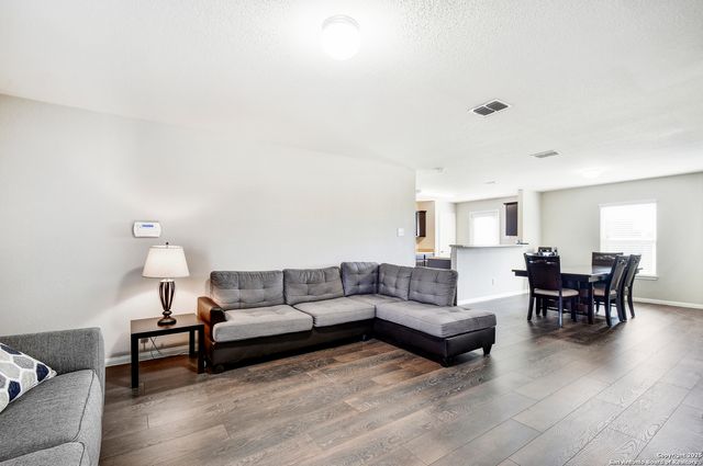 7310 Bowdre, San Antonio, TX 78252