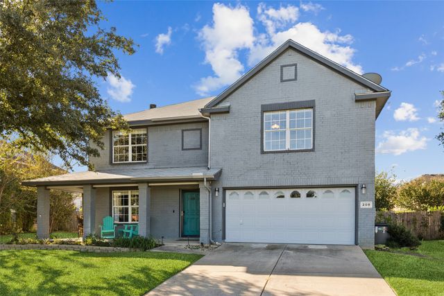 208 Oxford Drive, Roanoke, TX 76262