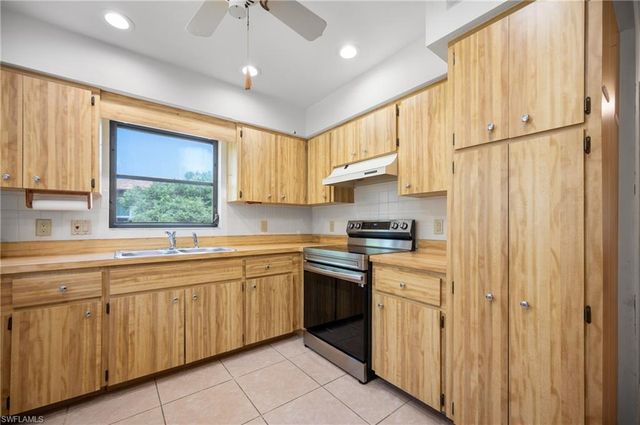 221 High Point DR Unit A, Englewood, FL 34223