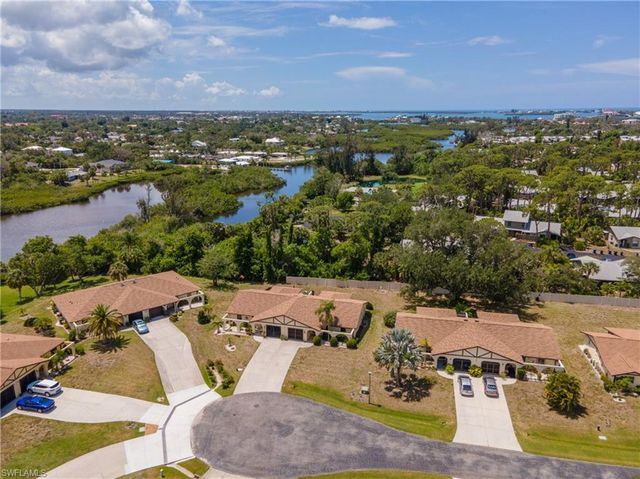 221 High Point DR Unit A, Englewood, FL 34223