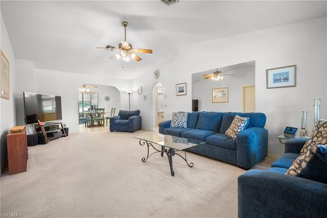 221 High Point DR Unit A, Englewood, FL 34223