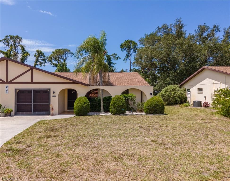 221 High Point DR Unit A, Englewood, FL 34223