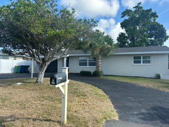 11525 81ST PLACE, Seminole, FL 33772