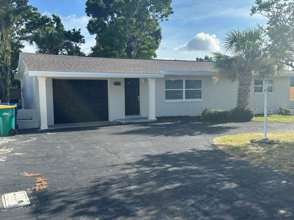 11525 81ST PLACE, Seminole, FL 33772