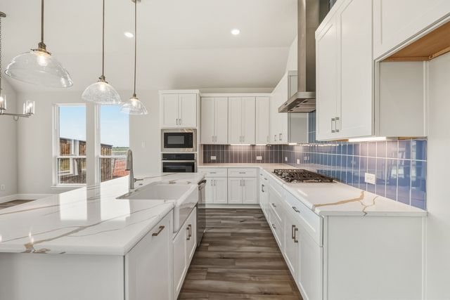 184 Mountain Laurel Drive, Waxahachie, TX 75165